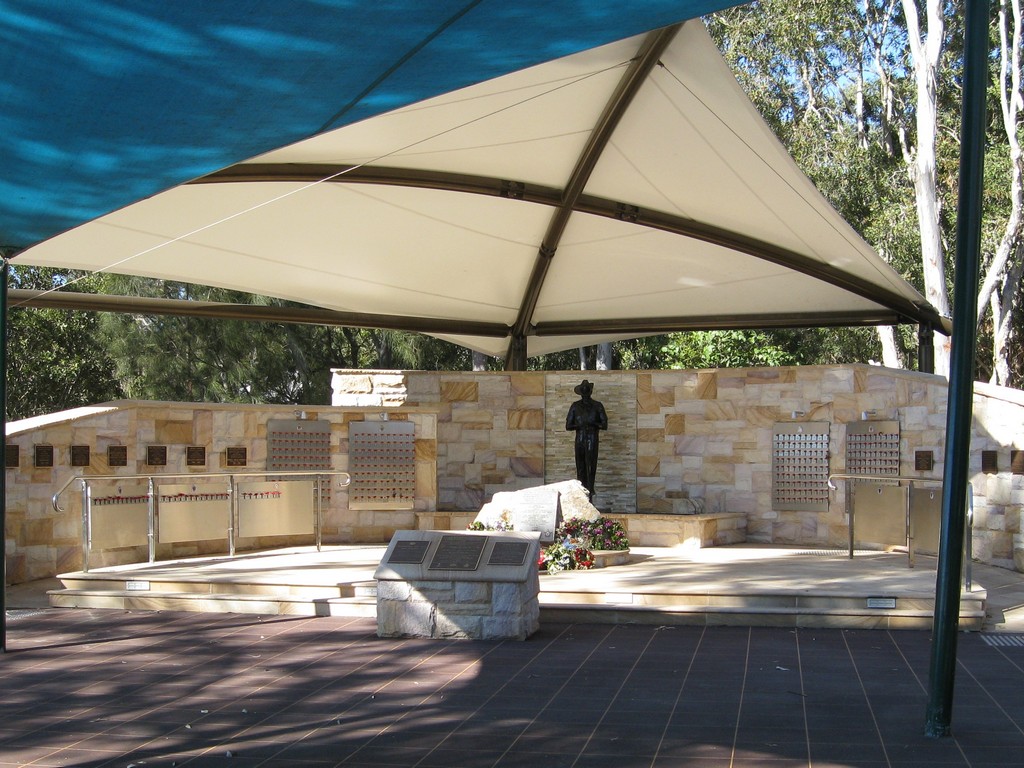 Currumbin-Palm Beach RSL Cenotaph